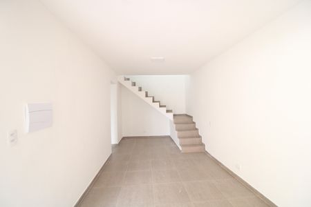 Casa à venda com 229m², 3 quartos e 2 vagasÁrea comum