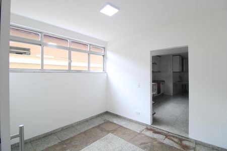 Casa à venda com 229m², 3 quartos e 2 vagasCopa