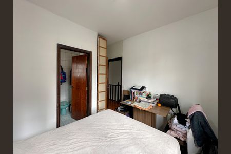 Casa à venda com 330m², 4 quartos e 3 vagas Casa à venda com 330m², 4 quartos e 3 vagasSuíte 1