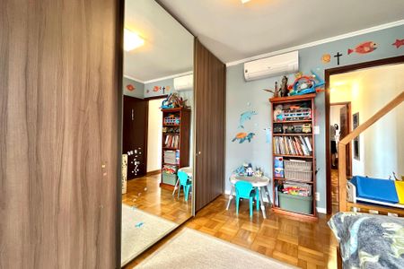 Quarto 2 de casa à venda com 2 quartos, 140m² em Vila Santa Catarina, São Paulo