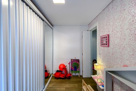 Apartamento à venda com 43m², 2 quartos e 1 vagaQuarto 2