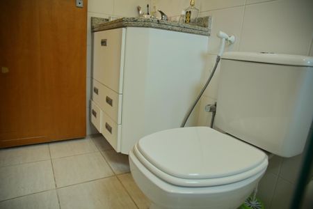 Apartamento à venda com 119m², 3 quartos e 3 vagasBanheiro Suíte 3