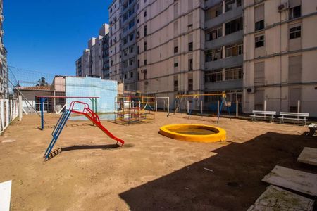 Apartamento à venda com 40m², 1 quarto e sem vagaÁrea comum - Playground