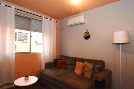 Sala de apartamento à venda com 1 quarto, 42m² em Rubem Berta, Porto Alegre