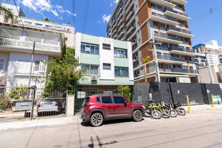 Studio à venda com 28m², 1 quarto e sem vaga Studio à venda com 28m², 1 quarto e sem vagaFachada