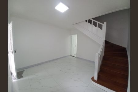 Sala 1 de casa para alugar com 1 quarto, 125m² em Gonzaguinha, São Vicente