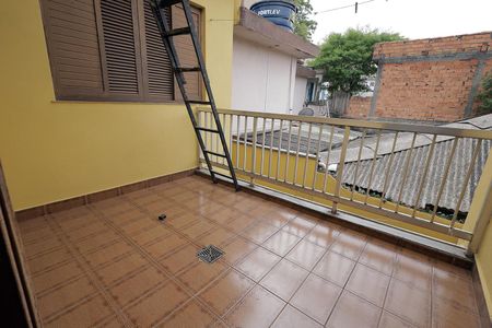 Sacada de casa à venda com 4 quartos, 197m² em Parque João Ramalho, Santo André