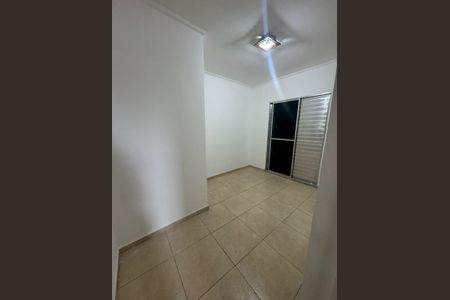Foto 05 de casa à venda com 2 quartos, 190m² em Vila Domitila, São Paulo