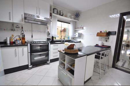 Casa à venda com 215m², 3 quartos e 4 vagasCozinha