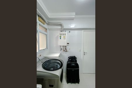 Apartamento à venda com 96m², 3 quartos e 2 vagas Apartamento à venda com 96m², 3 quartos e 2 vagasÁrea de Serviço