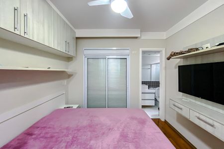 Apartamento à venda com 96m², 3 quartos e 2 vagas Apartamento à venda com 96m², 3 quartos e 2 vagas Suíte