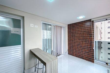 Apartamento à venda com 96m², 3 quartos e 2 vagas Apartamento à venda com 96m², 3 quartos e 2 vagasVaranda da Sala