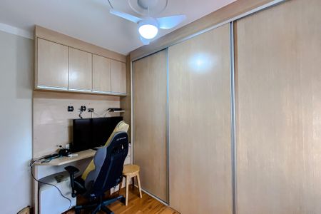 Apartamento à venda com 96m², 3 quartos e 2 vagas Apartamento à venda com 96m², 3 quartos e 2 vagasQuarto 2