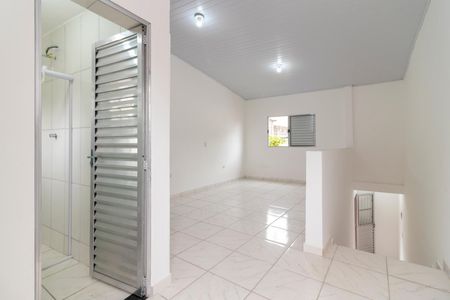 Corredor de casa para alugar com 1 quarto, 25m² em Vila Maria Luisa, São Paulo