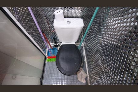 Banheiro  de kitnet/studio para alugar com 1 quarto, 20m² em Vila Santa Clara, São Paulo
