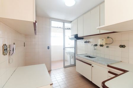Apartamento para alugar com 70m², 2 quartos e 1 vaga Apartamento para alugar com 70m², 2 quartos e 1 vagaCozinha