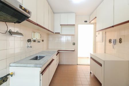 Apartamento para alugar com 70m², 2 quartos e 1 vaga Apartamento para alugar com 70m², 2 quartos e 1 vagaCozinha