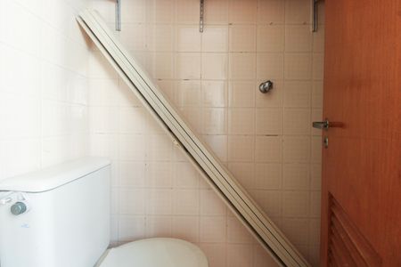 Apartamento para alugar com 70m², 2 quartos e 1 vaga Apartamento para alugar com 70m², 2 quartos e 1 vagaÁrea de Serviço - Banheiro de Serviço