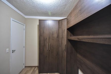 Quarto 2 de apartamento para alugar com 2 quartos, 42m² em Jardim Helga, São Paulo