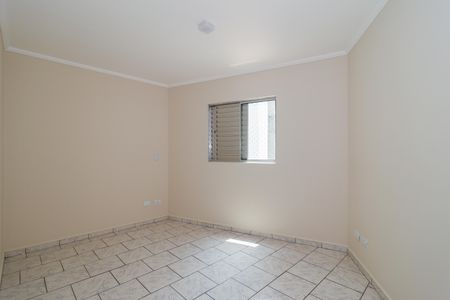 Quarto 1 de apartamento para alugar com 2 quartos, 42m² em Jardim Santa Rosa, Taboão da Serra