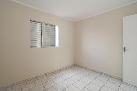 Quarto 2 de apartamento para alugar com 2 quartos, 42m² em Jardim Santa Rosa, Taboão da Serra