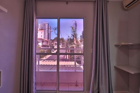 Casa de condomínio para alugar com 176m², 3 quartos e 2 vagasSuíte