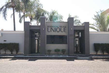 Casa de condomínio para alugar com 176m², 3 quartos e 2 vagasFachado do condomínio