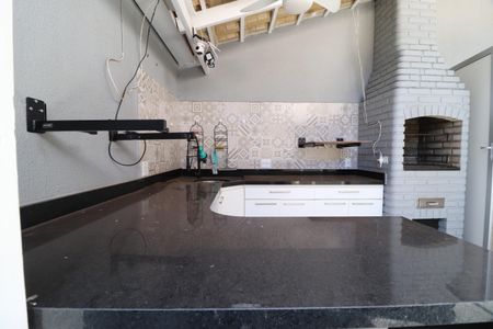 Casa de condomínio para alugar com 176m², 3 quartos e 2 vagasVaranda gourmet