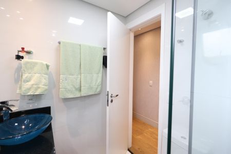 Apartamento à venda com 132m², 3 quartos e 2 vagasBanheiro da Suíte 3