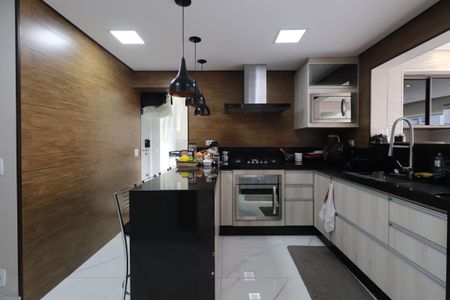 Apartamento à venda com 132m², 3 quartos e 2 vagasCozinha