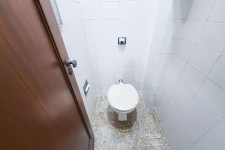 Apartamento à venda com 78m², 2 quartos e sem vagaBanheiro de Serviço