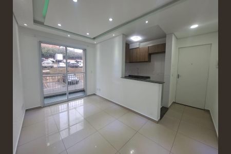 Sala de apartamento para alugar com 2 quartos, 48m² em Santa Maria, Osasco