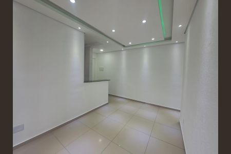 Sala de apartamento para alugar com 2 quartos, 48m² em Santa Maria, Osasco