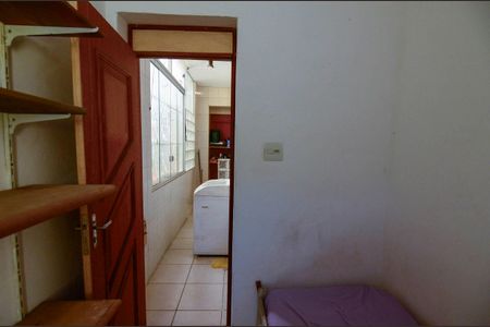 Apartamento para alugar com 100m², 3 quartos e sem vagaQuarto de Serviço