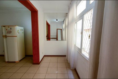 Apartamento para alugar com 100m², 3 quartos e sem vagaSala