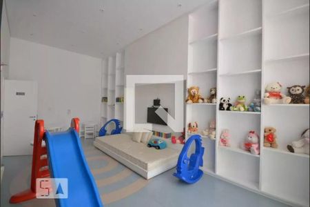 Apartamento à venda com 181m², 3 quartos e 3 vagas Apartamento à venda com 181m², 3 quartos e 3 vagasBrinquedoteca