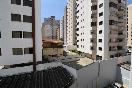 Vista do Quarto de apartamento à venda com 1 quarto, 50m² em Cambuí, Campinas