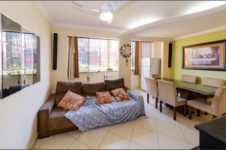 Sala de apartamento para alugar com 3 quartos, 70m² em Estoril, Belo Horizonte