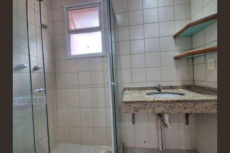 Casa de condomínio para alugar com 100m², 2 quartos e 1 vaga Casa de condomínio para alugar com 100m², 2 quartos e 1 vagaBanheiro da Suíte 2