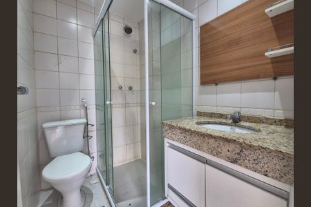 Casa de condomínio para alugar com 100m², 2 quartos e 1 vaga Casa de condomínio para alugar com 100m², 2 quartos e 1 vagaBanheiro da Suíte 1