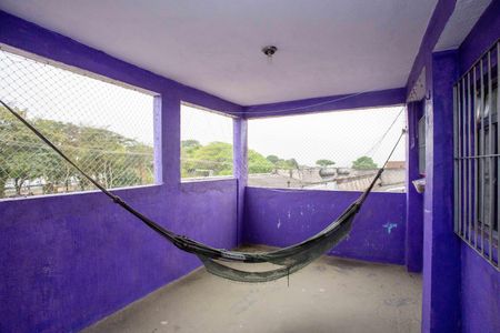 Casa à venda com 196m², 4 quartos e 2 vagasQuintal