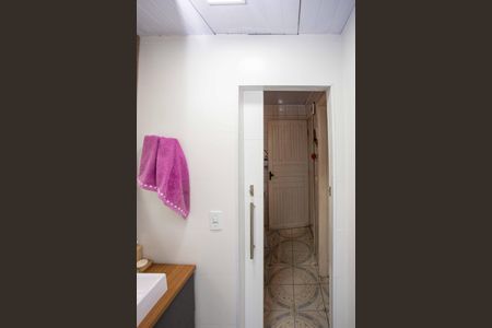 Casa à venda com 196m², 4 quartos e 2 vagasBanheiro