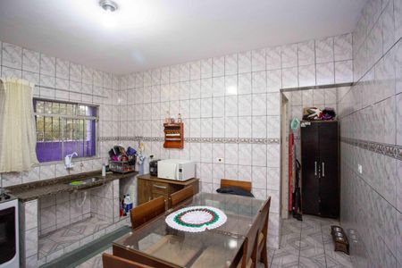 Casa à venda com 196m², 4 quartos e 2 vagasCozinha