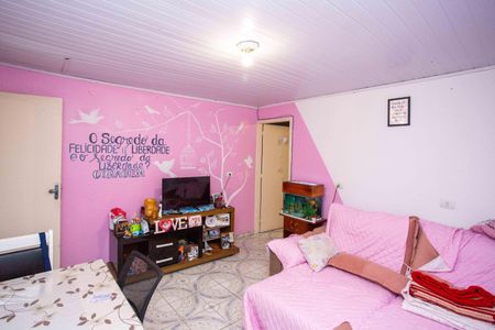 Casa à venda com 196m², 4 quartos e 2 vagasSala