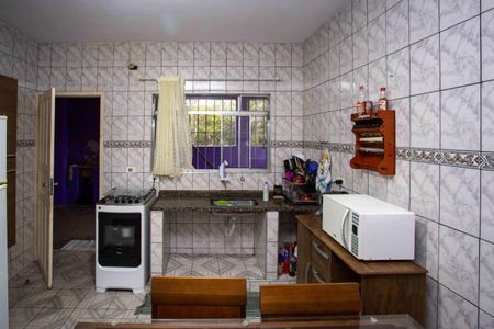 Casa à venda com 196m², 4 quartos e 2 vagasCozinha