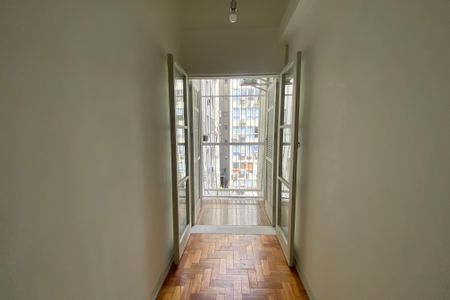 Varanda  de kitnet/studio para alugar com 1 quarto, 30m² em Copacabana, Rio de Janeiro