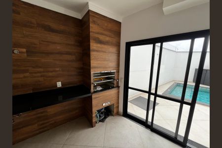 Casa à venda com 185m², 3 quartos e 3 vagas Casa à venda com 185m², 3 quartos e 3 vagasChurrasqueira