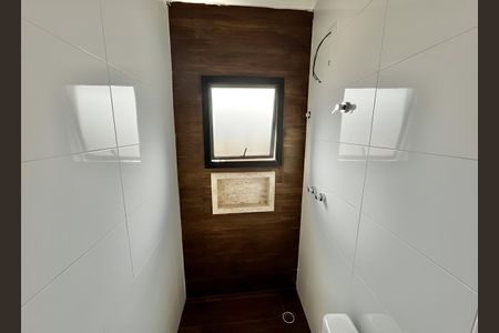 Casa à venda com 185m², 3 quartos e 3 vagas Casa à venda com 185m², 3 quartos e 3 vagasBanheiro da Suíte 3