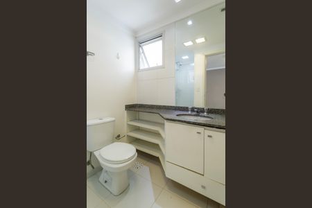 Apartamento para alugar com 72m², 3 quartos e 2 vagas Apartamento para alugar com 72m², 3 quartos e 2 vagasBanheiro da Suíte