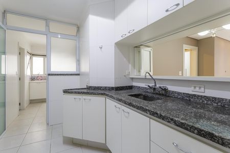 Apartamento para alugar com 72m², 3 quartos e 2 vagas Apartamento para alugar com 72m², 3 quartos e 2 vagasCozinha